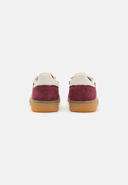 Handball Spezial Low-Top Sneakers – Shadow Red / Off-White